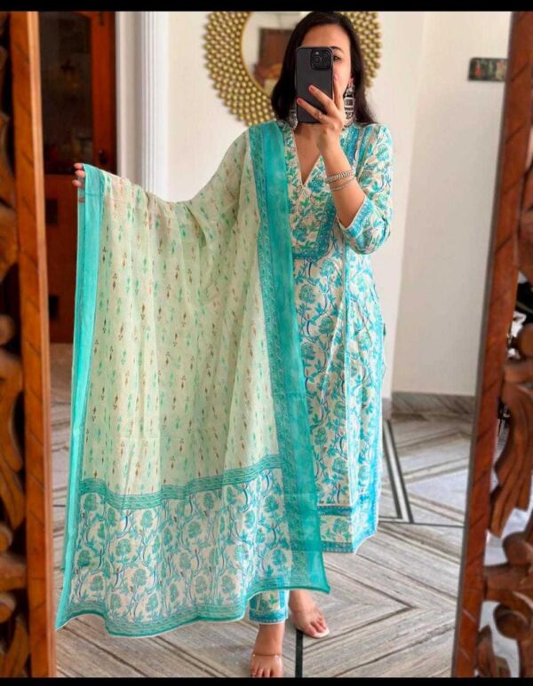 Bloom Boldly ? XXL Cotton Dress with Beautiful Embroidery & Print(XXL) - Image 2